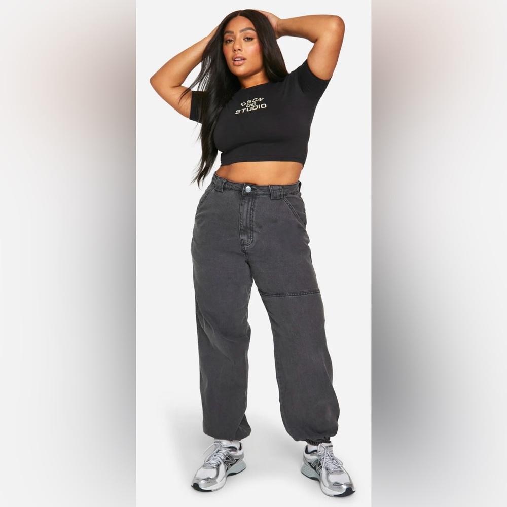Boohoo Plus Grey Denim Joggers- Size 20 NWT